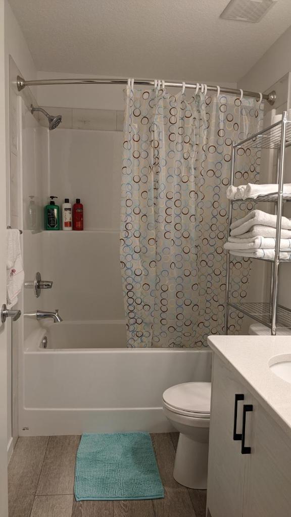 Livingston Howse Haven - A simple & cozy private two-bedroom basement suite with free parking photo 4