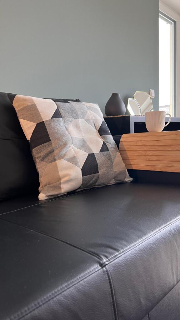 Lake & Mountains - Modern Living - 70sqm photo 2