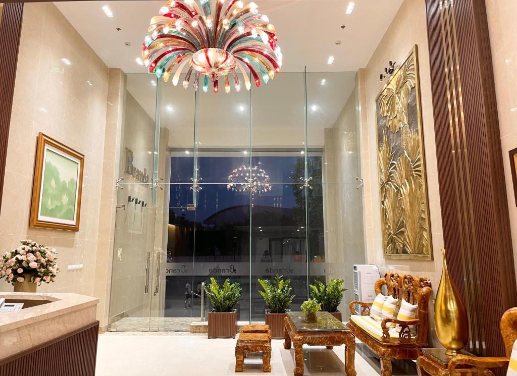 Branda Apartment & Hotel