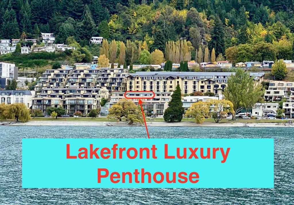 Lakefront Luxury Penthouse central Queenstown photo 1