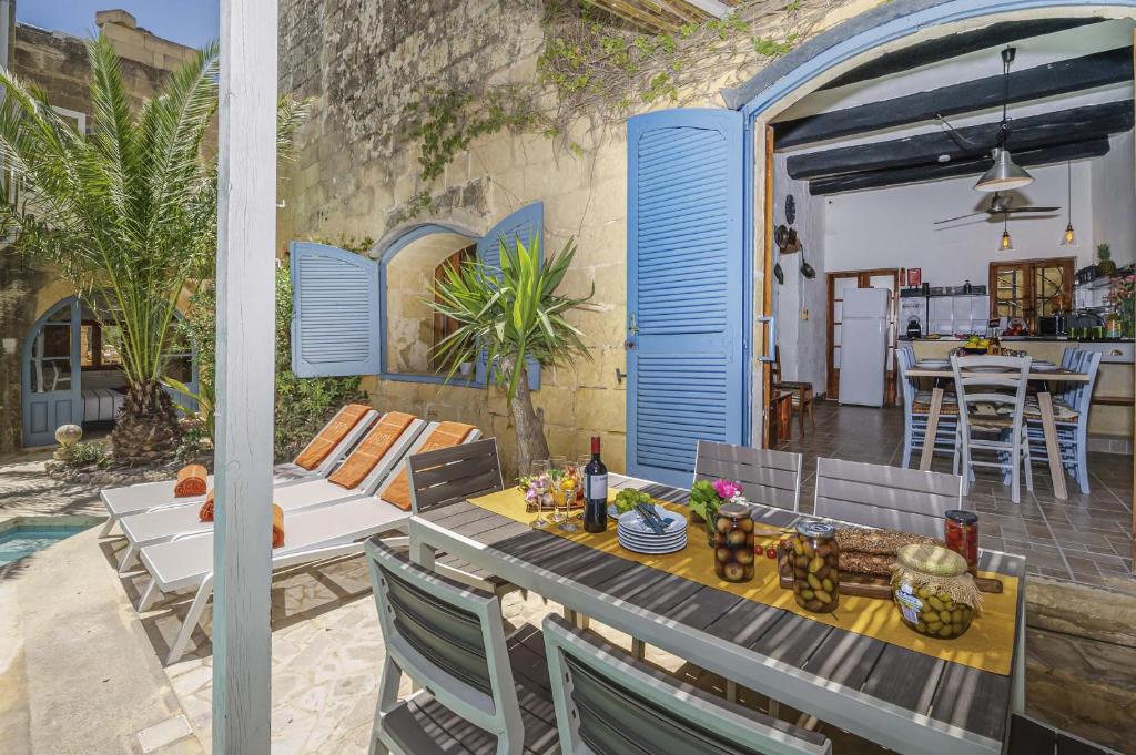 Oleandra Holiday Home photo 3