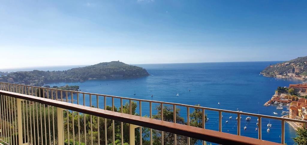 Paradise view photo 1
