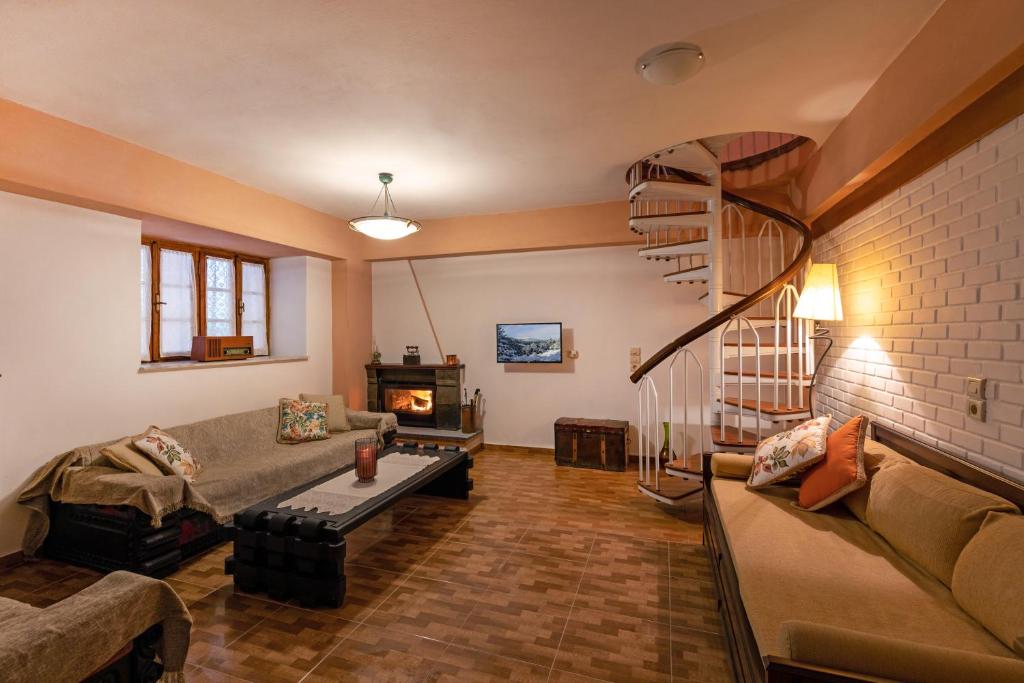 Kallisti Vitina Home photo 4