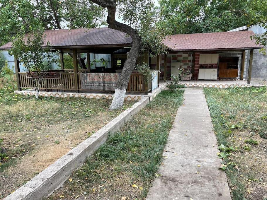 House; 2 bedroom, big hall, free parking, barbeque