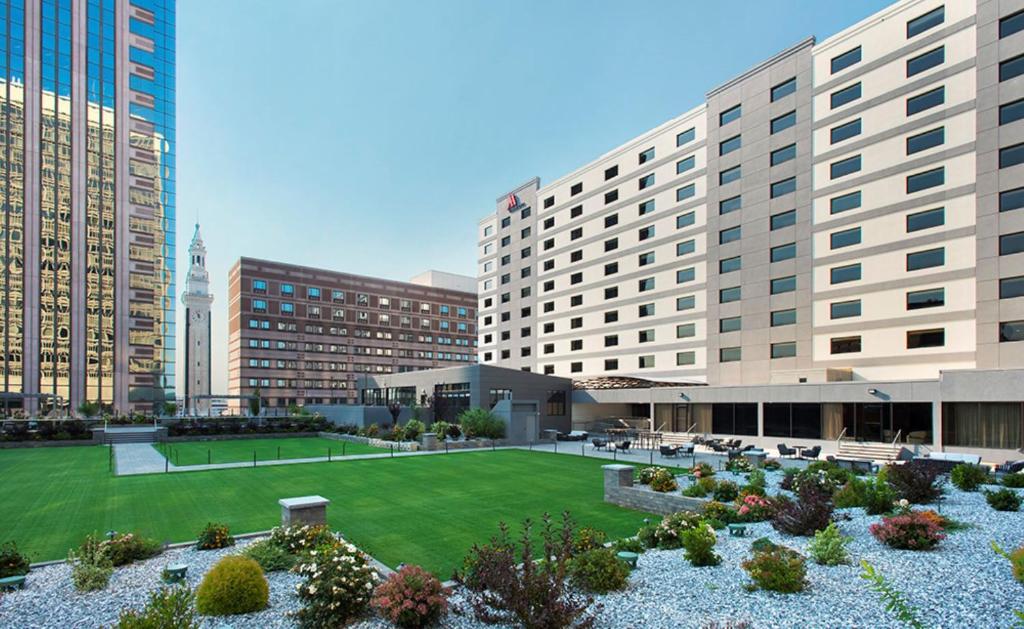 Marriott Springfield Downtown photo 2