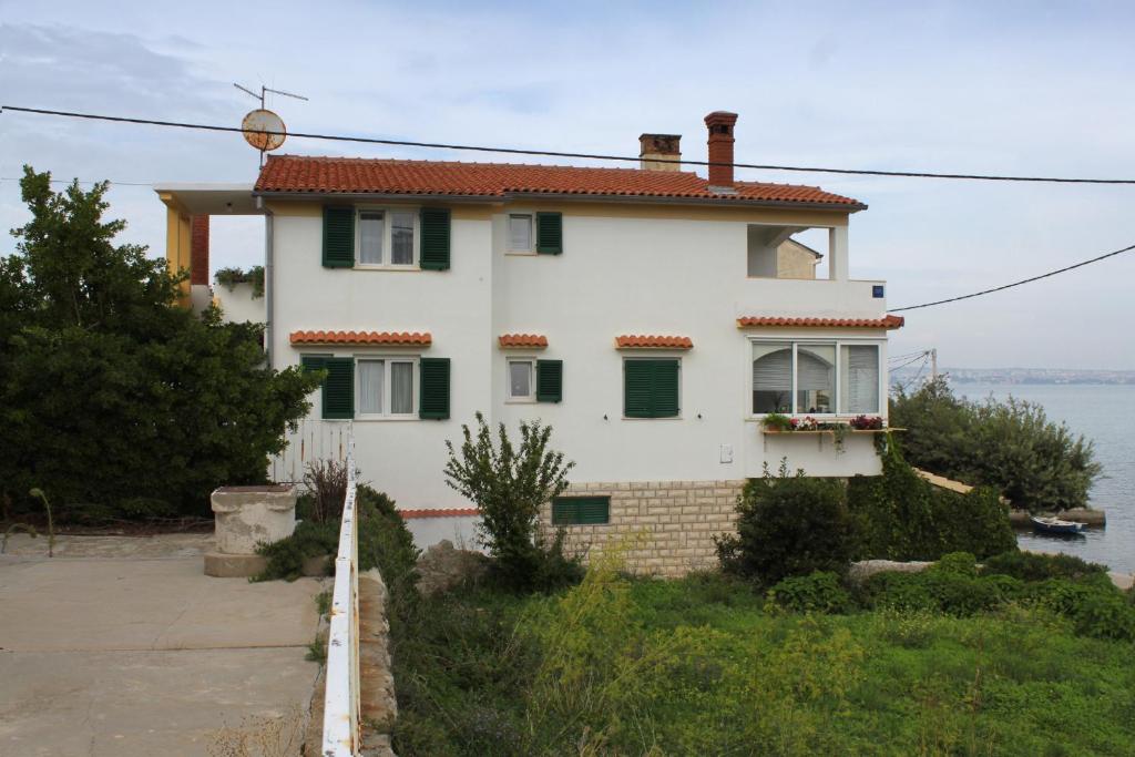 Apartments by the sea Preko, Ugljan - 8515 photo 1
