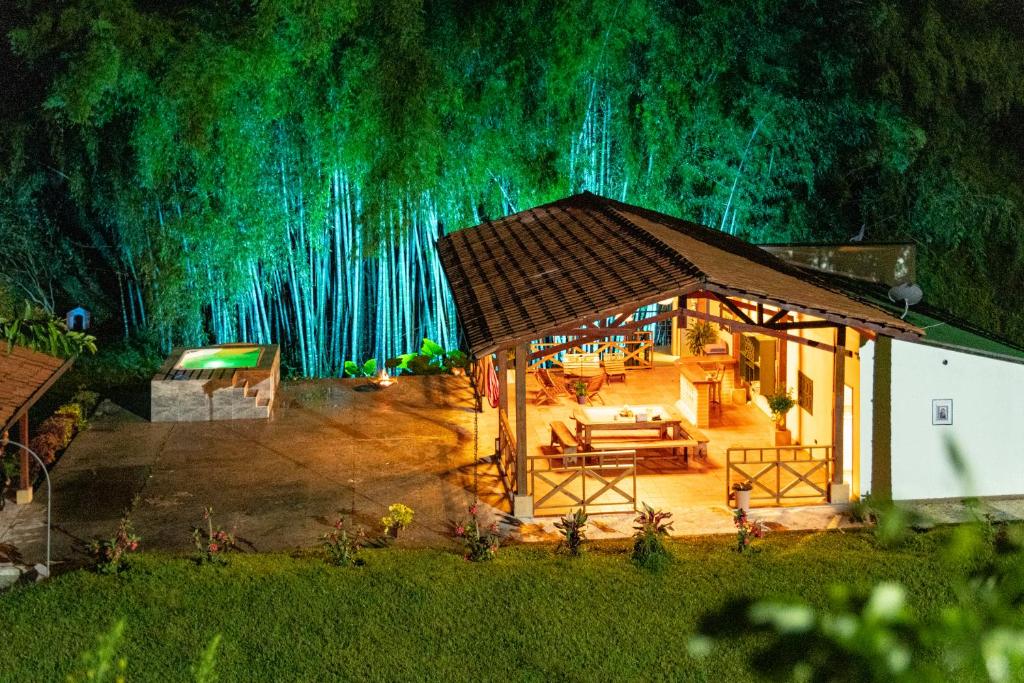 Agradable cabaña cafetera con jacuzzi a 12 min del centro de pereira photo 1