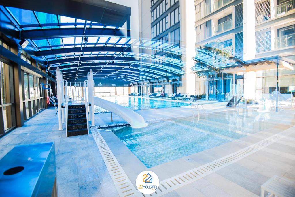 Luxury Apartment In Metropolis Building