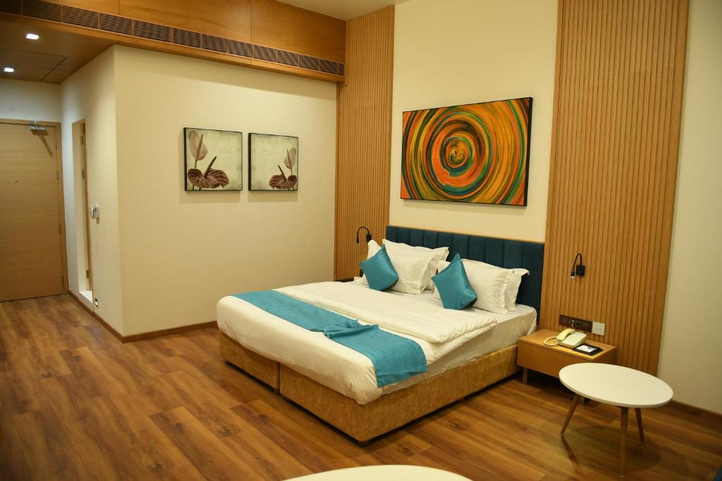 Hotel Blueivy Anand photo 4