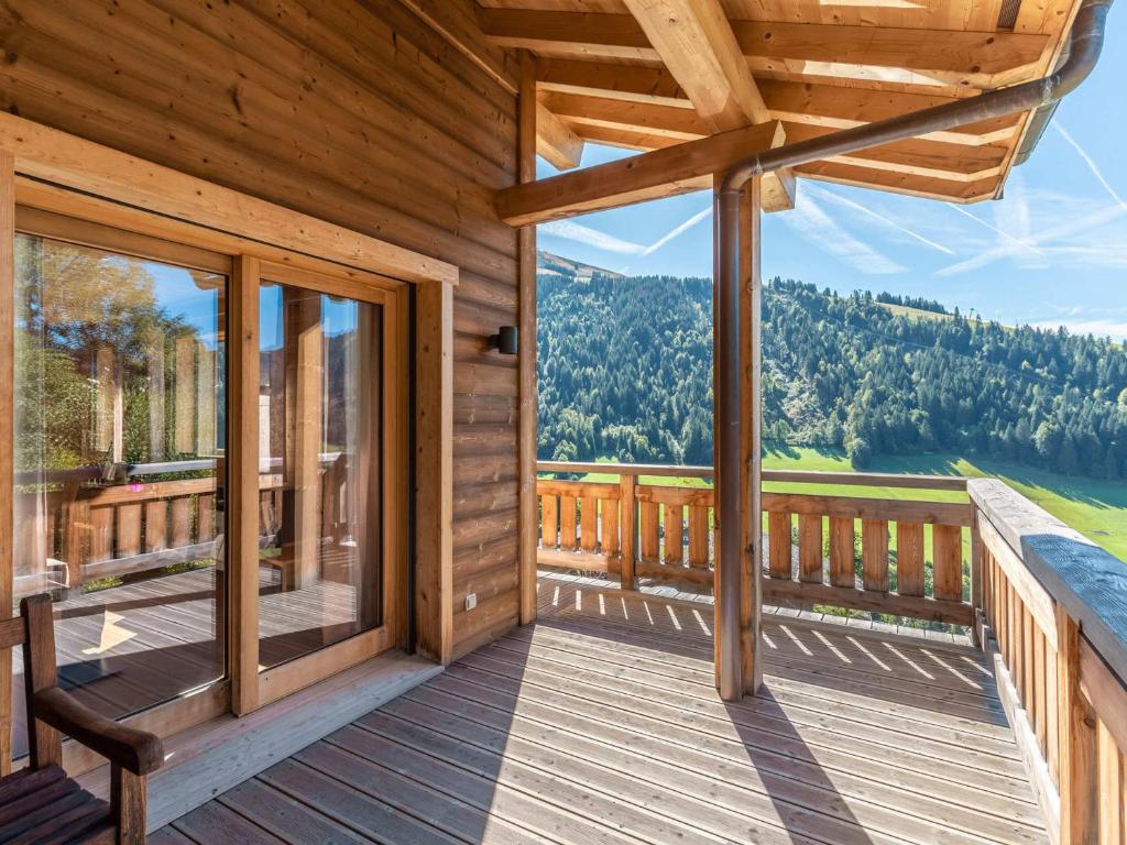 Chalet La Clusaz, 9 pièces, 13 personnes - FR-1-304-219 photo 1