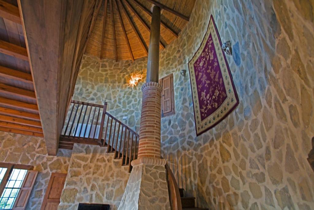 Villa La Torre Rocabella - Tap to explore photos