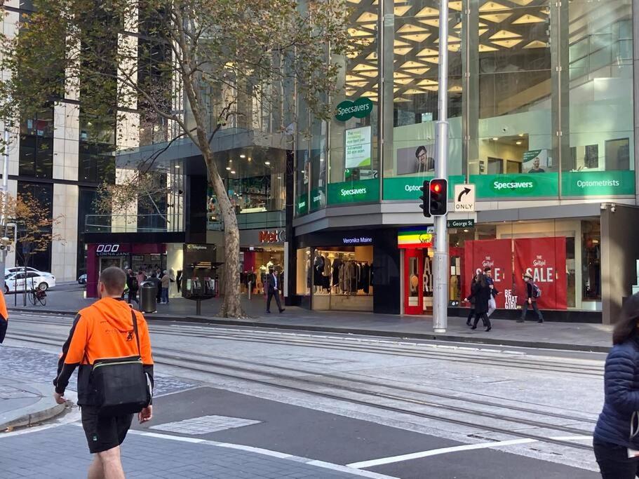 Huge Exec Apartment -Fantastic CBD Location B21001 photo 2