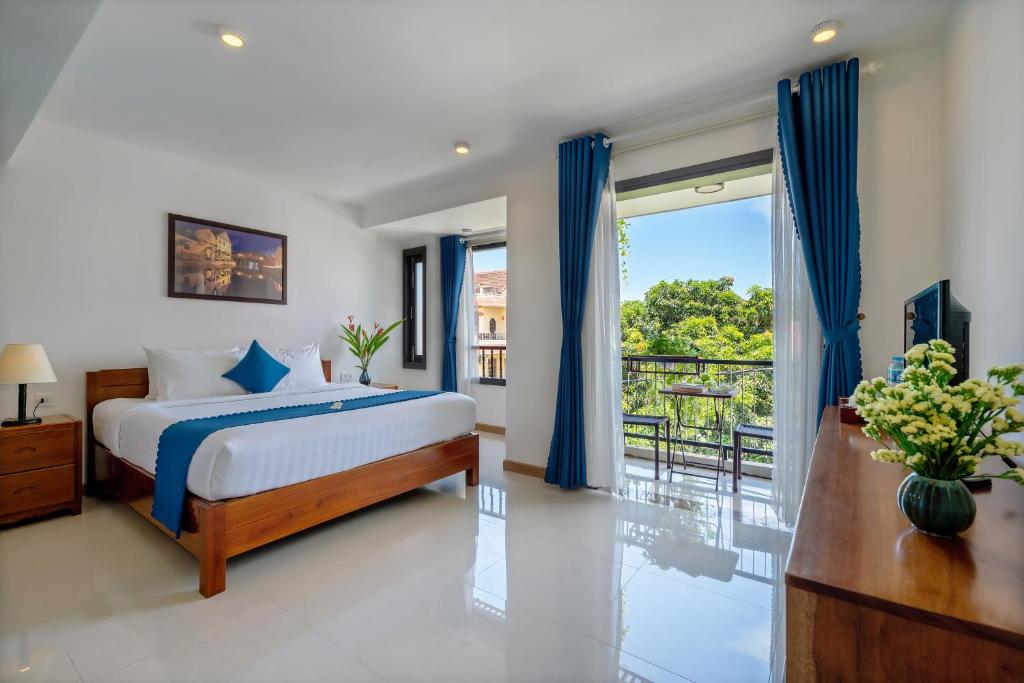 Sands River Hoi An Villa