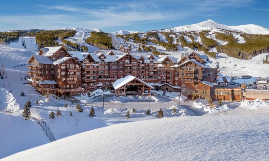 Luxury 3 Bedroom Ski in, Ski out  One Ski Hill Residence Located at the Base of Peak 8 with Hot Tub Access image