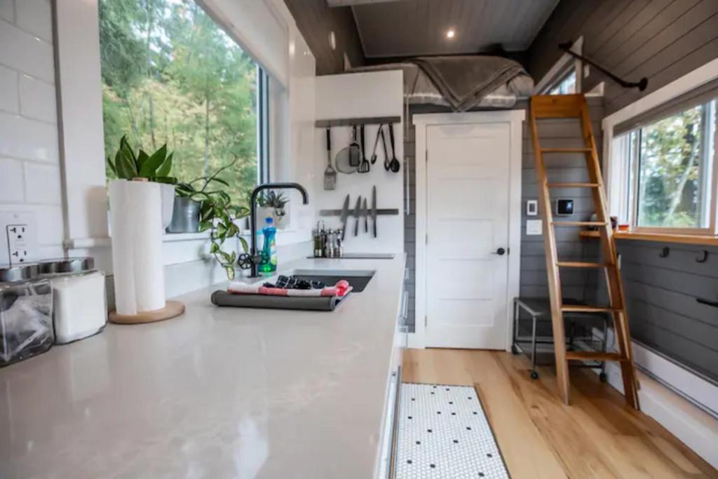 Golden Tiny Homes photo 2