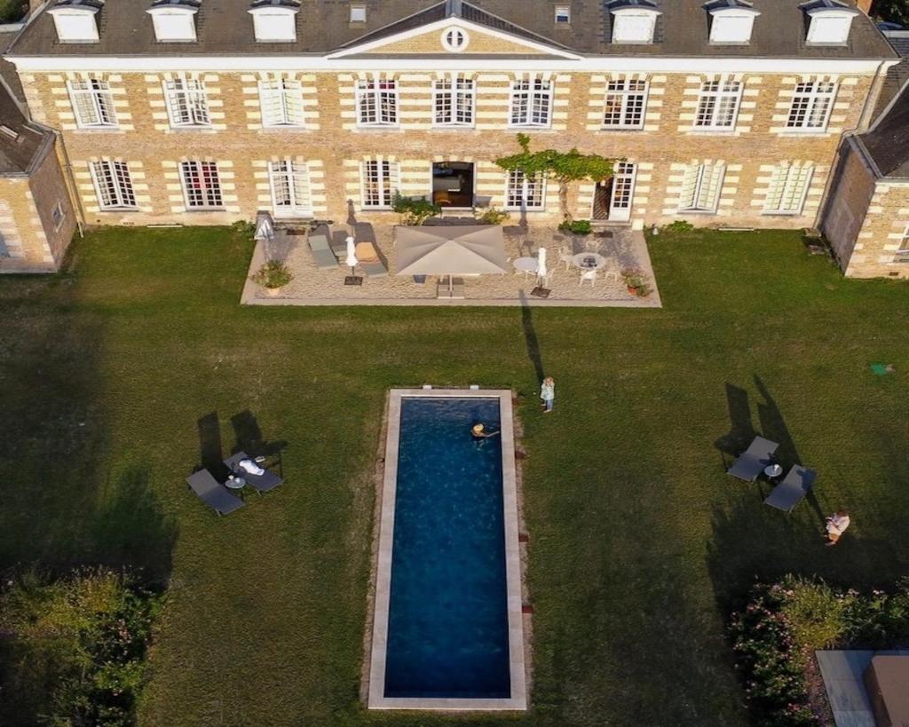 Château de la Giraudière photo 1