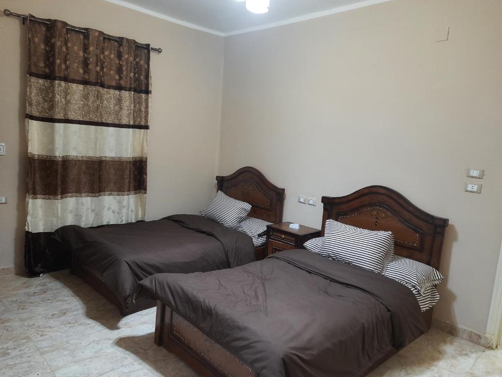 Aton pyramids view guest house
