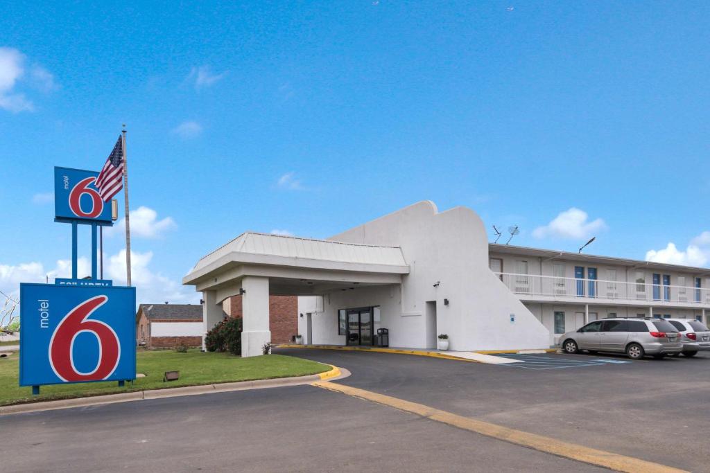 Motel 6-Abilene, TX photo 1