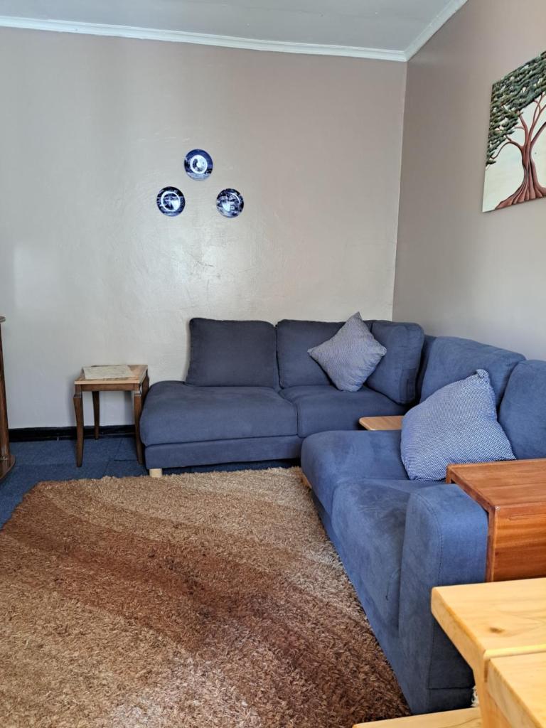 Kwinet Luxury Villa photo 3
