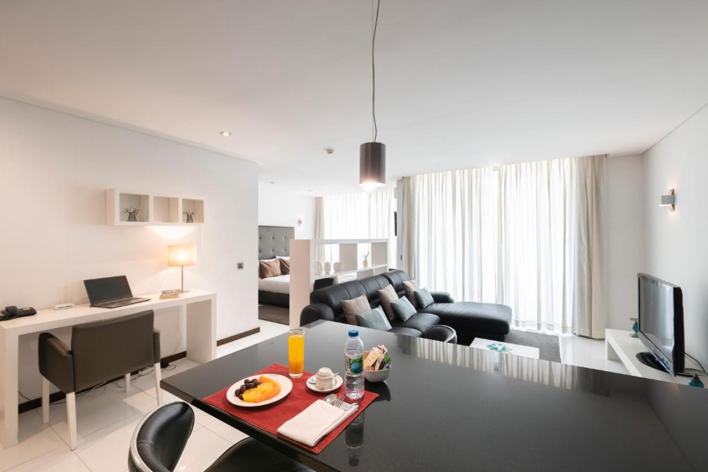 RK Suite Hotel photo 2