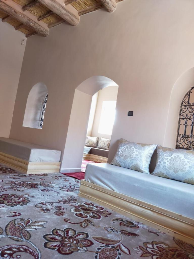 Ait alwan kasbah photo 3