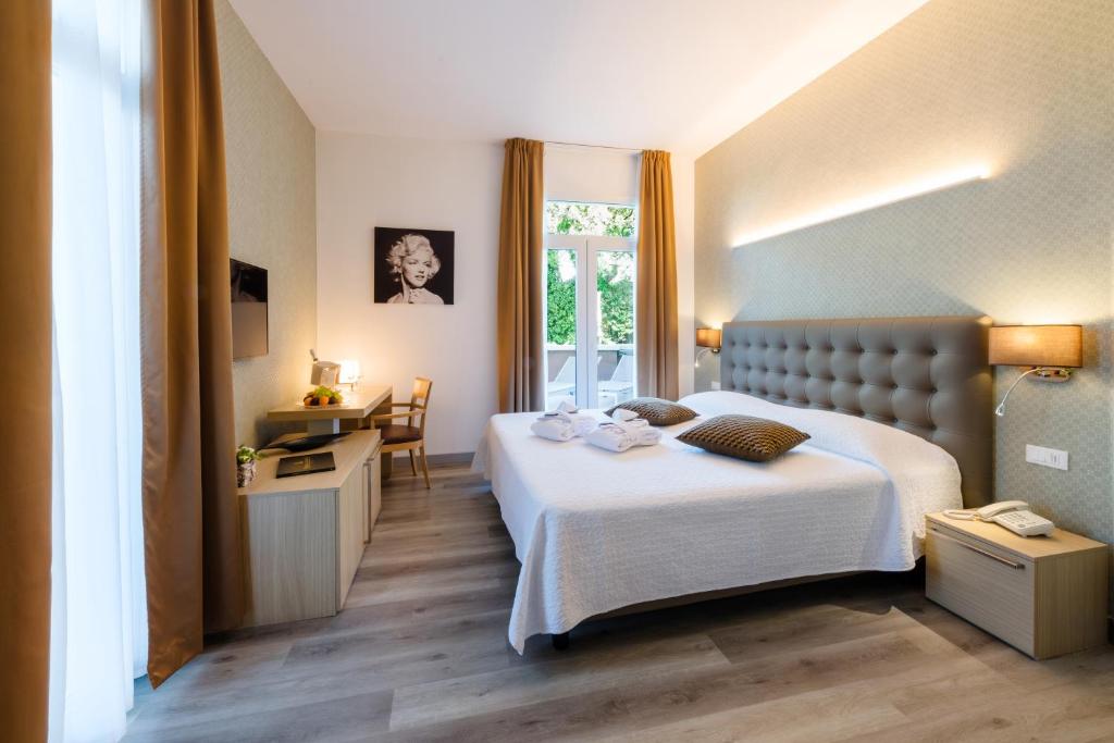 Hotel Mioni Royal San photo 1
