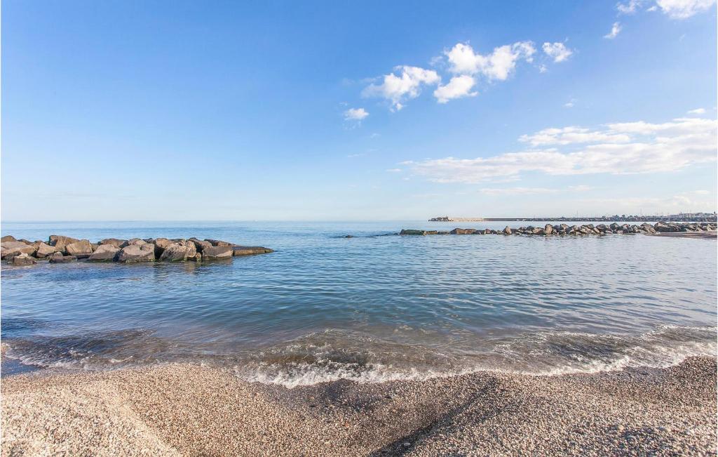 Amazing Apartment In Fiumefreddo Di Sicilia With 2 Bedrooms And Wifi