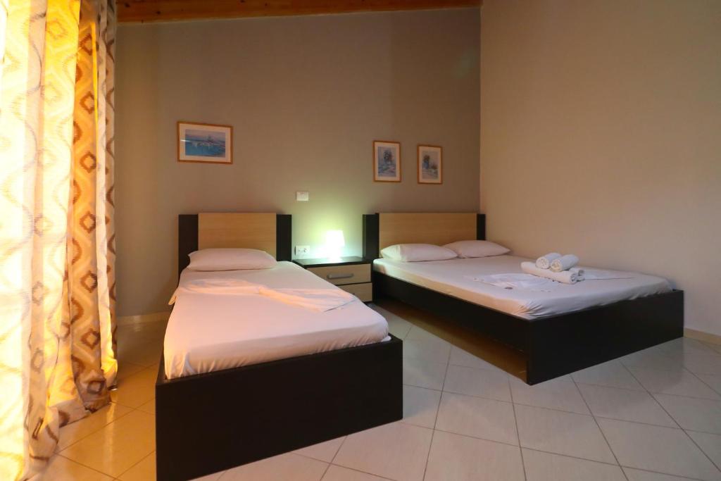 Aris Rooms photo 3