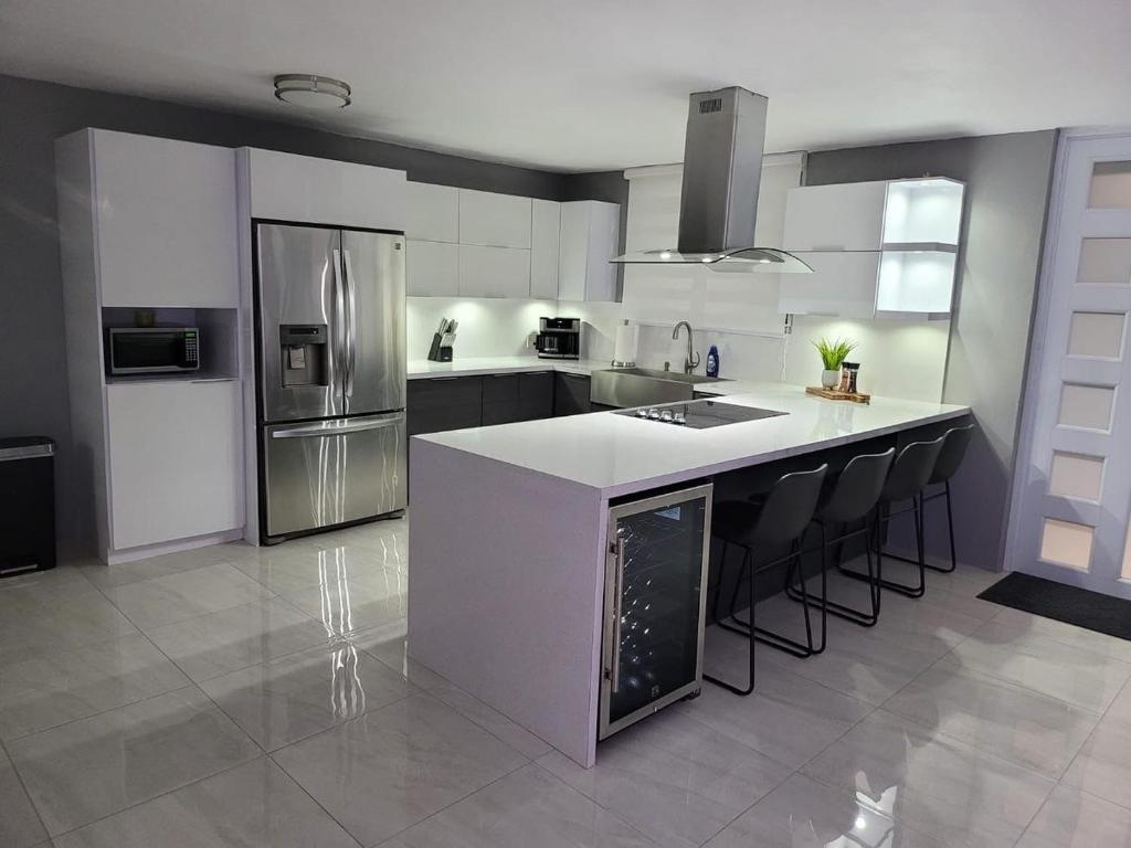 Luxury 3-bedrooms near airport in San Juan photo 1