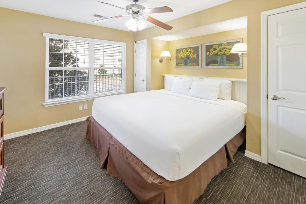 Holiday Inn Club Vacations Holiday Hills Resort at Branson an IHG Hotel photo 4