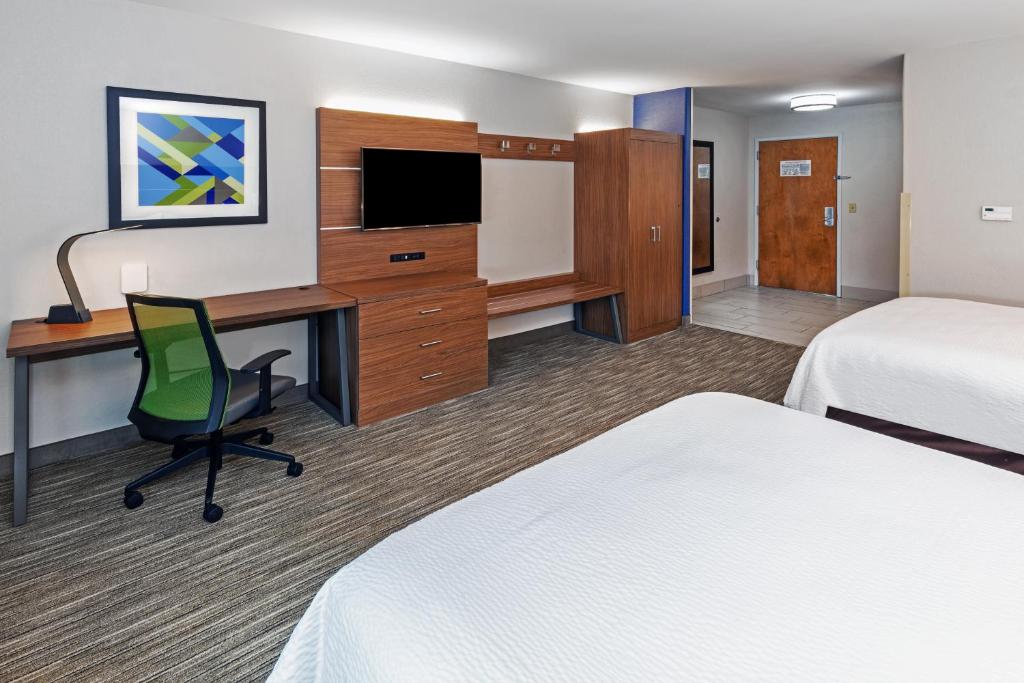 Holiday Inn Express Hotel & Suites Lafayette South, an IHG Hotel photo 1