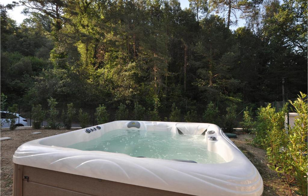 Amazing Home In Montauroux With Wifi And 3 Bedrooms photo 1