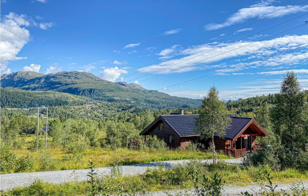 Awesome Home In Norheimsund With 5 Bedrooms, Sauna And Wifi photo 3