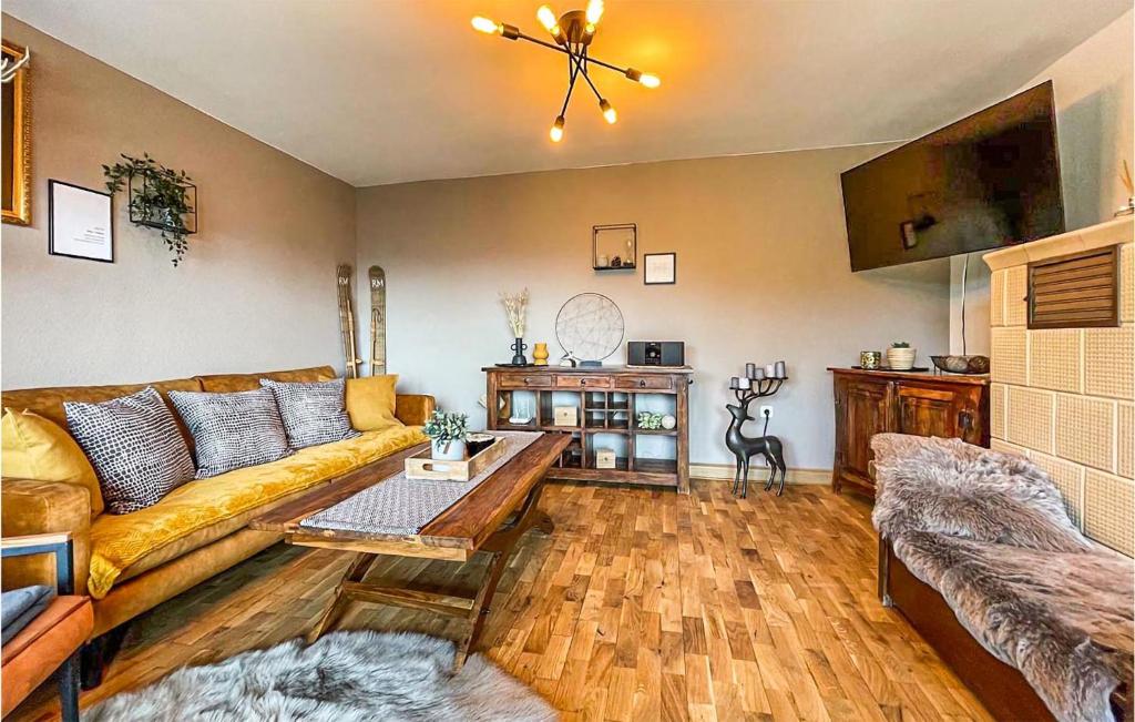 Beautiful Home In Goldlauter-heidersbach With 2 Bedrooms, Sauna And Wifi photo 2