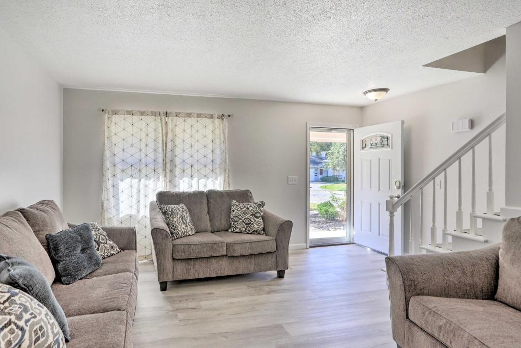 Bright Toledo Duplex, Close to Parks and Trails photo 3