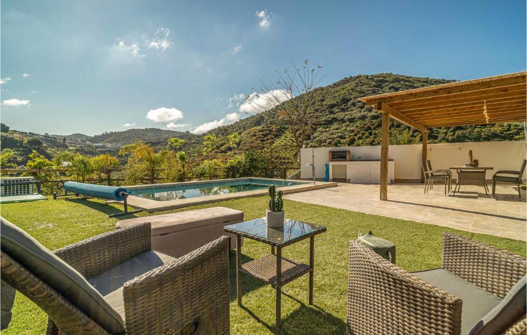 Stunning Home In Arenas With Wifi, Private Swimming Pool And 2 Bedrooms photo 2