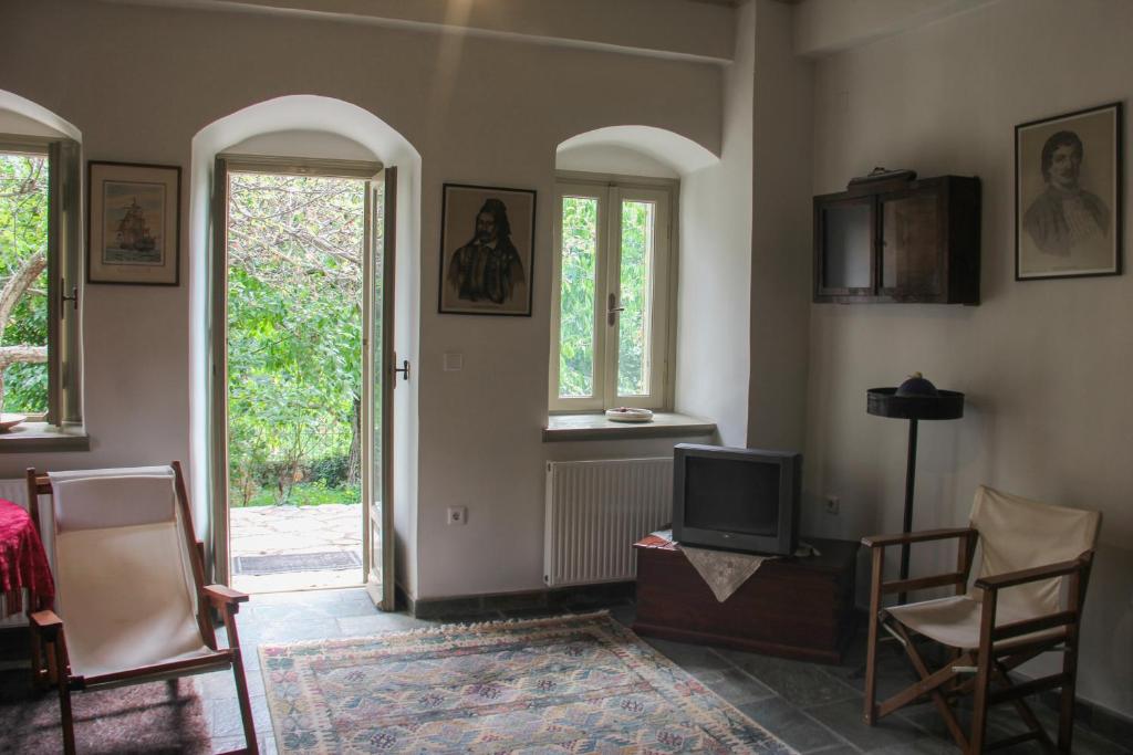 The Stonehouse photo 3