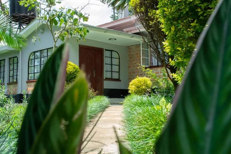Zoe Homes 3br Mansionette Own Compound Kericho town near Green Square mall photo 3