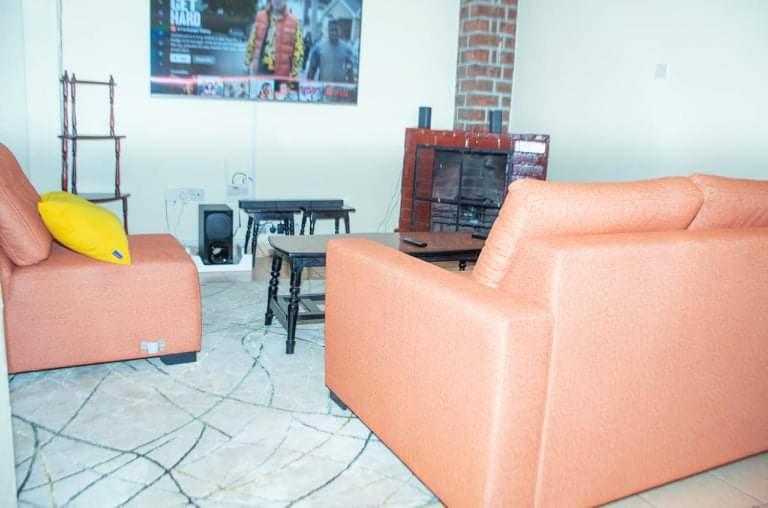 Zoe Homes 3br Mansionette Own Compound Kericho town near Green Square mall photo 4