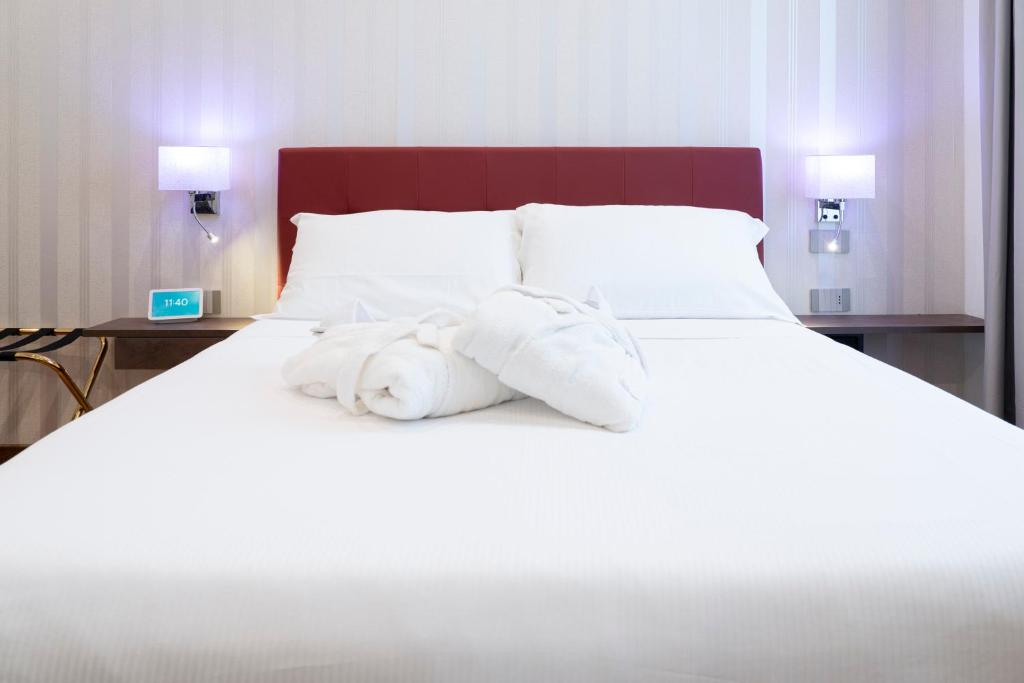 Varese Suites photo 1