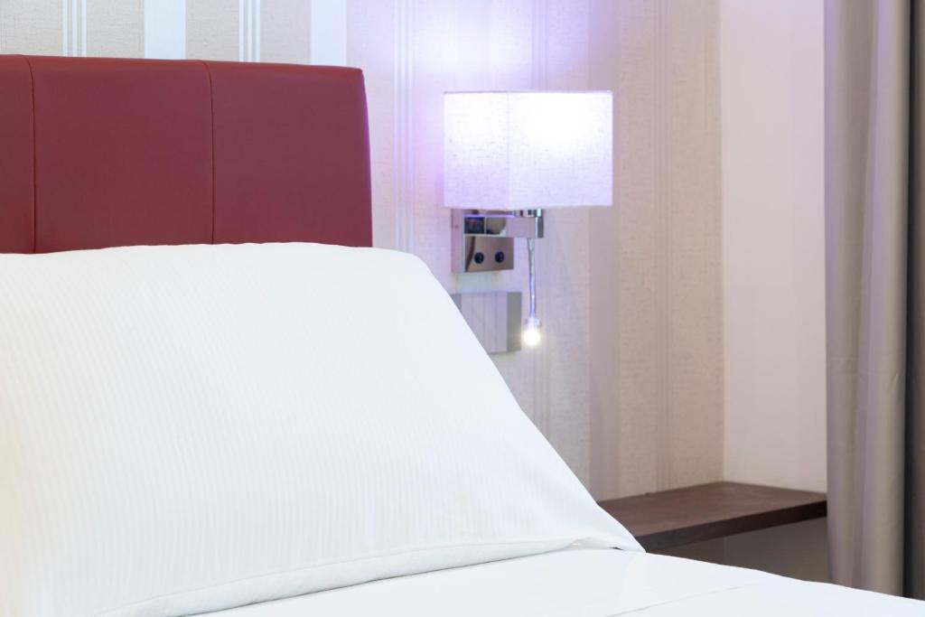 Varese Suites photo 3