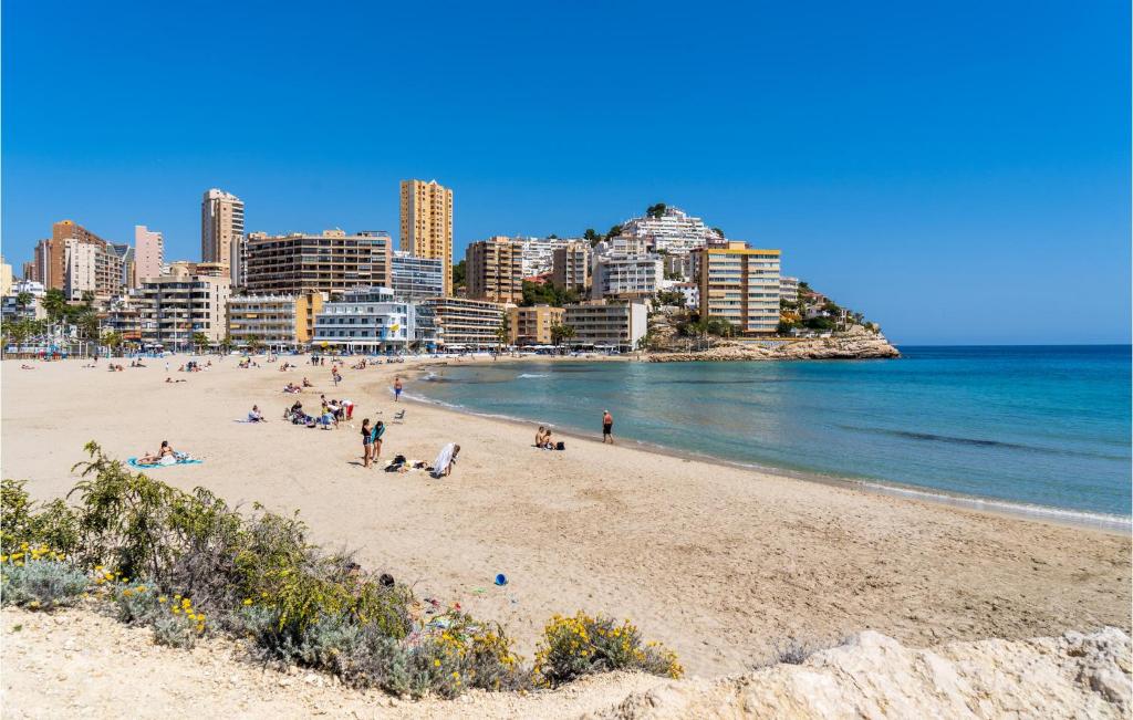 Awesome Apartment In Villajoyosa With Outdoor Swimming Pool, 2 Bedrooms And Wifi photo 2