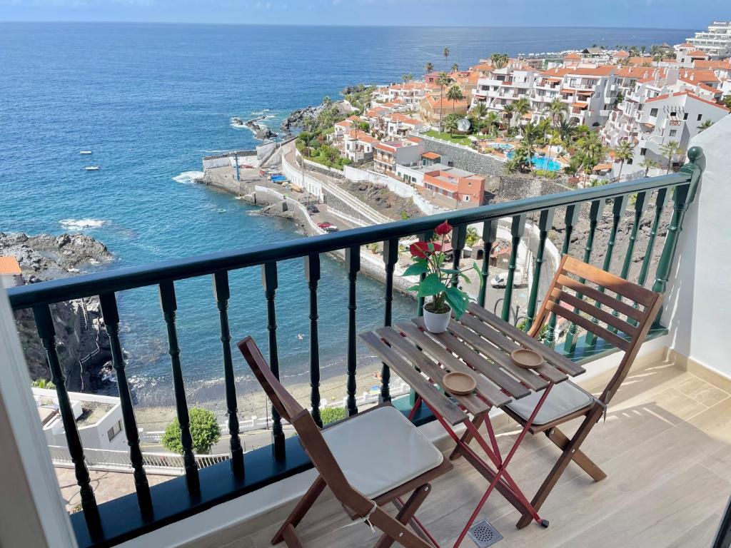 Amazing sea views from cozy studio. photo 1