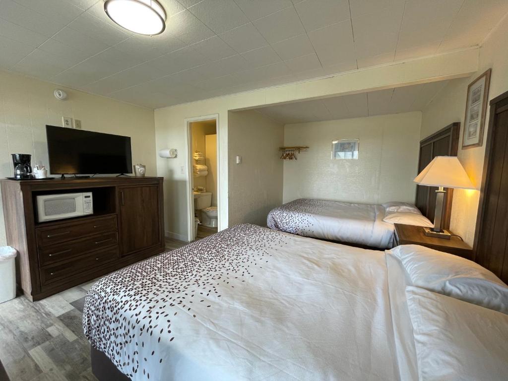 Holiday Motel photo 1