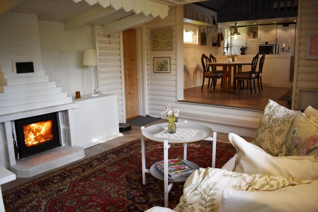 Nice holiday home in Hokensas nature reserve photo 3