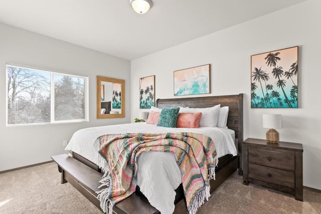 Very New 2 Bed 2 Bath Near DT and Perry District photo 1