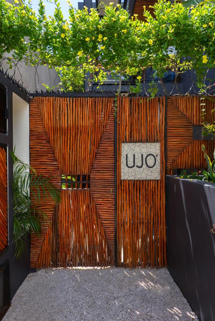 UJO Condo Boutique photo 4