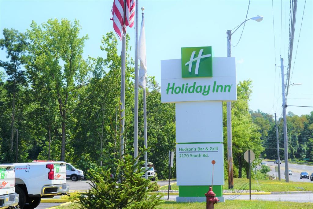 Holiday Inn - Poughkeepsie - Tap to explore photos