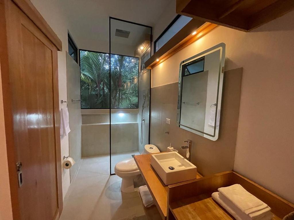 Caribbean Irie - charming, luxurious bungalow in nature with AC & fiber optic wifi photo 4