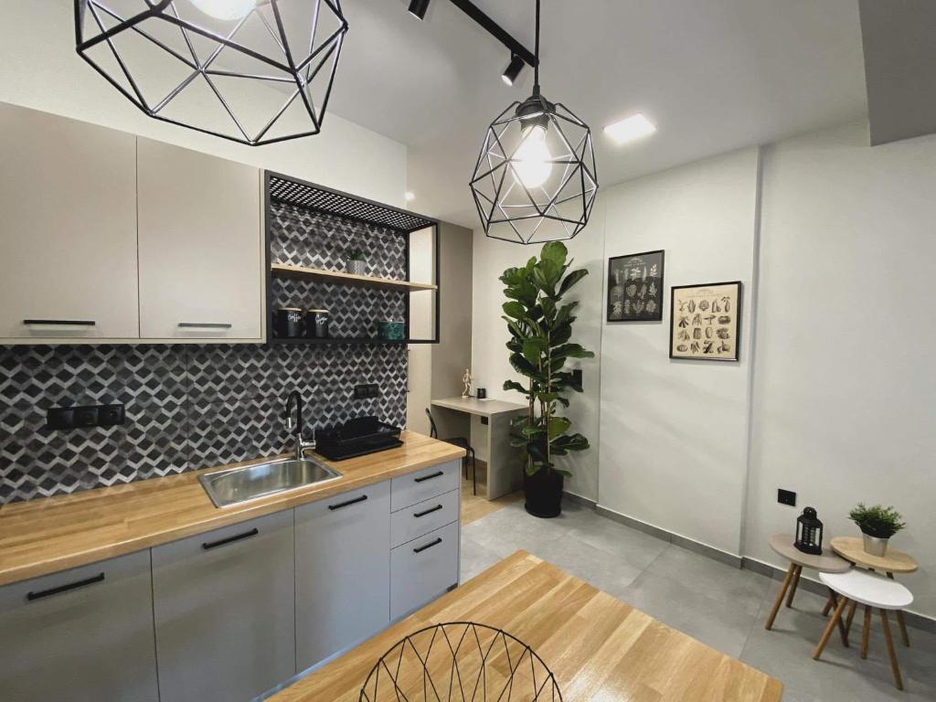 Tzoka Studio photo 1